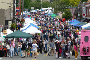 Image of street fair in Multnomah Vilalge