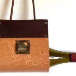 Hanging leather wine bag