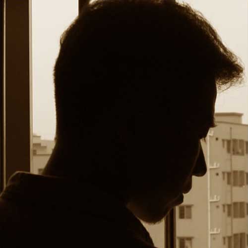 Silhouetted headshot of author Lei Ming